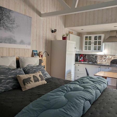 Manoir Le Refuge Bed and Breakfast Rechicourt-le-Chateau Exteriör bild