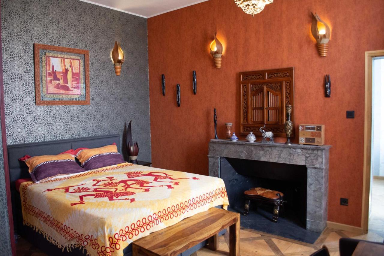 Manoir Le Refuge Bed and Breakfast Rechicourt-le-Chateau Exteriör bild