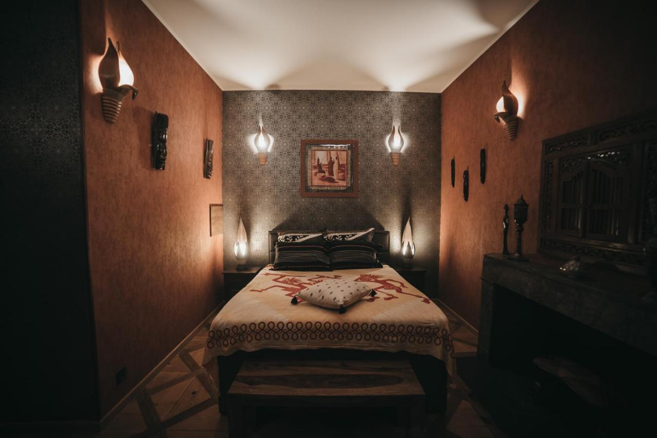 Manoir Le Refuge Bed and Breakfast Rechicourt-le-Chateau Exteriör bild